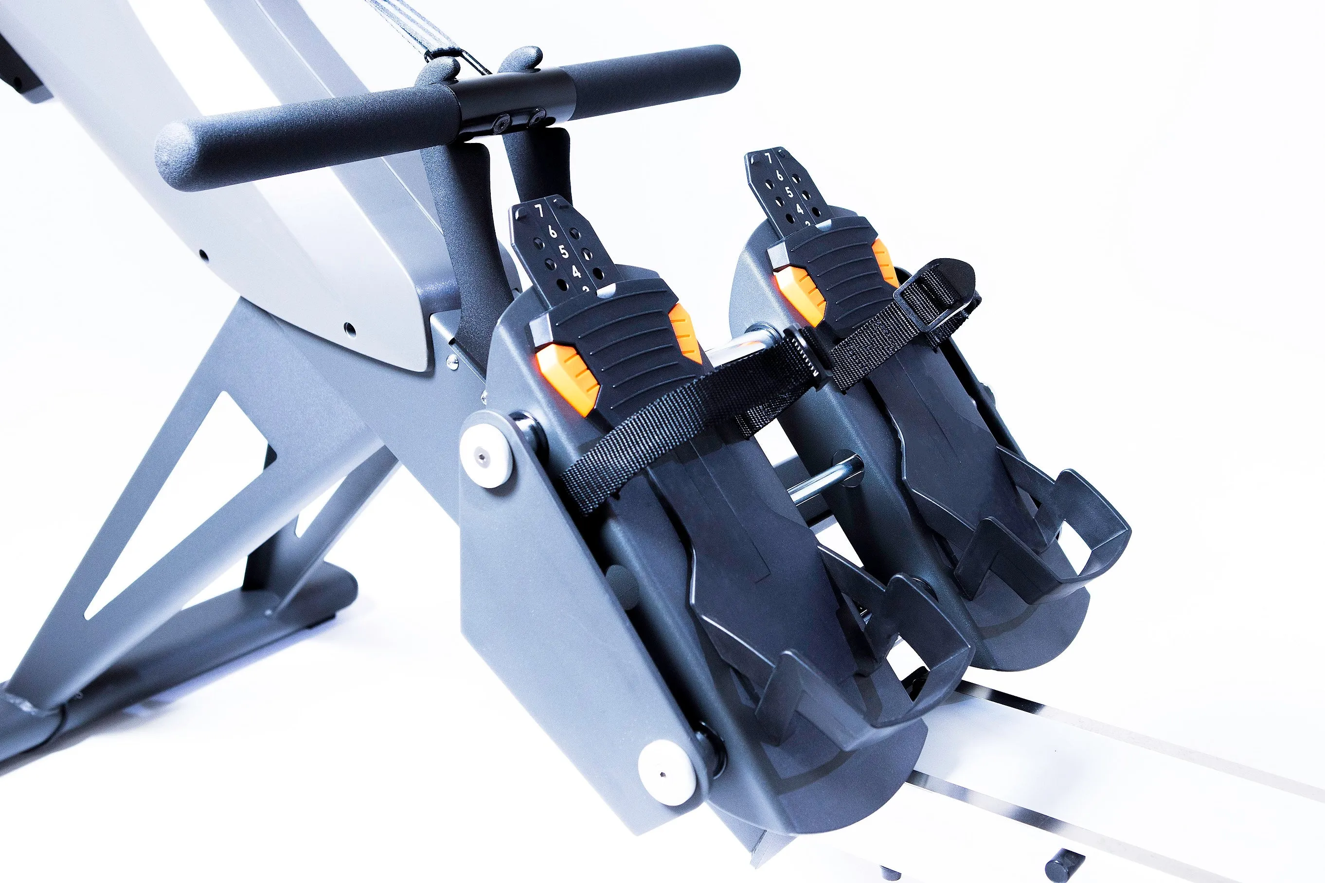 Aviron Tough Series Interactive Rower
