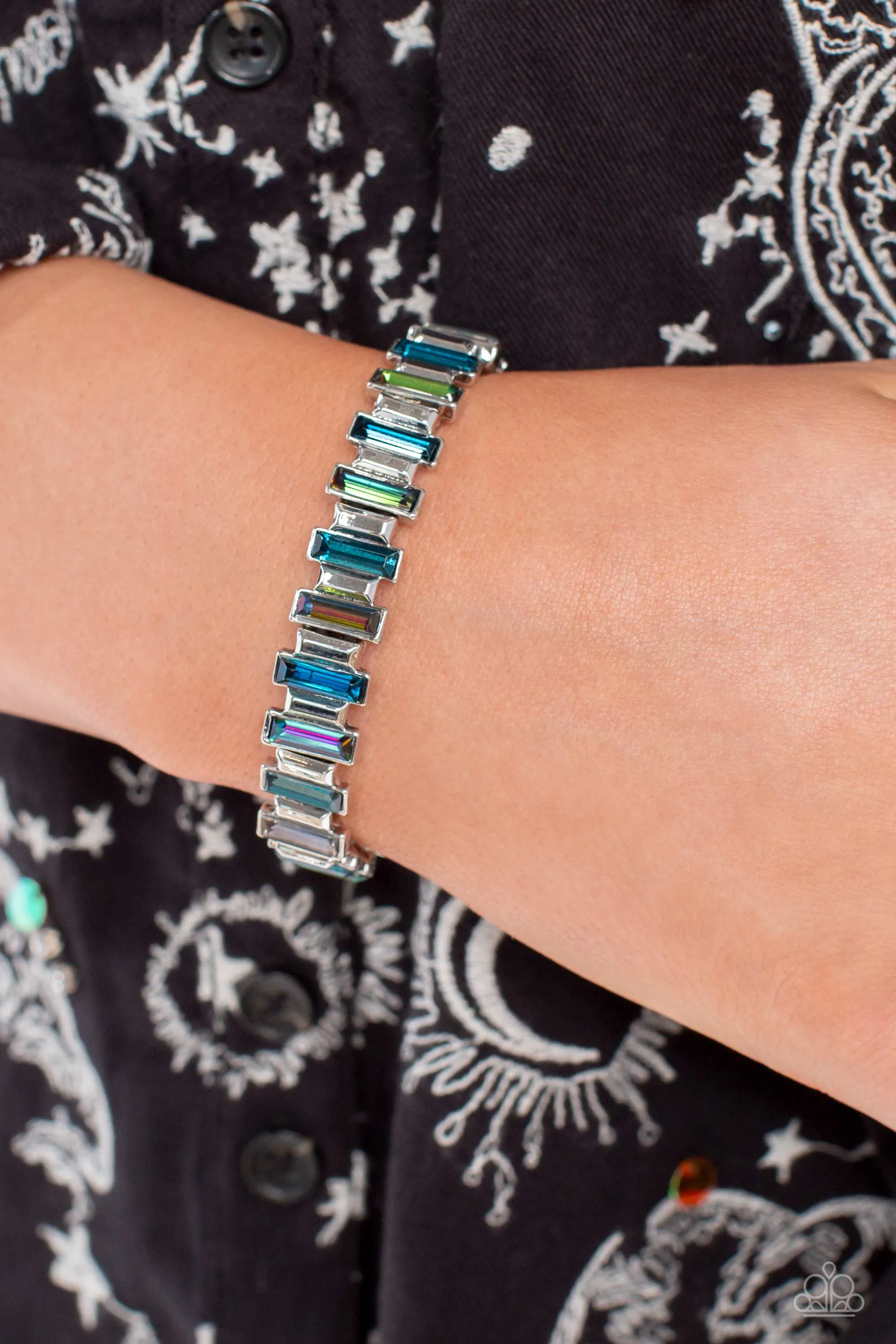 BURSTING the Midnight Oil Multi Bracelet - Paparazzi Accessories
