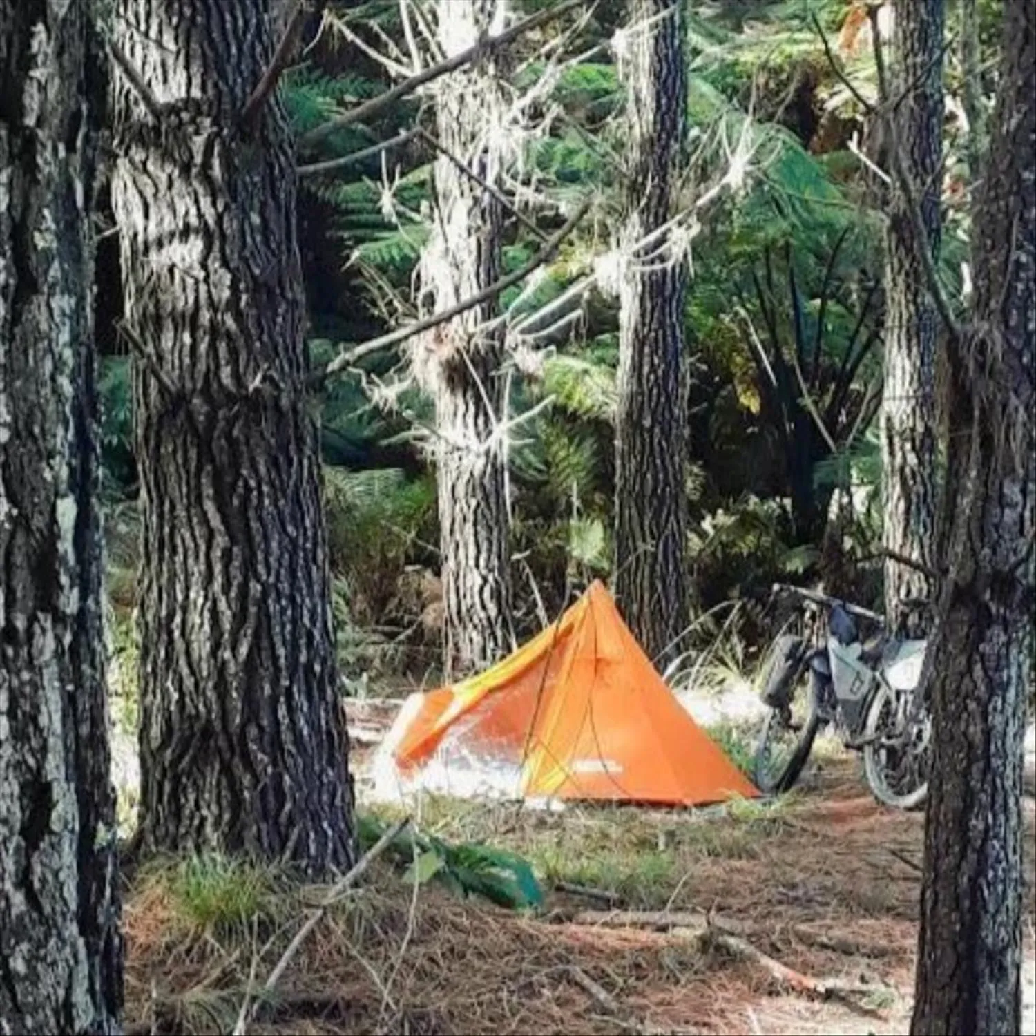 Intents Outdoors Ultrapack DW - Ultralight Nylon 1 Person Hiking Tent, 910g Double Wall