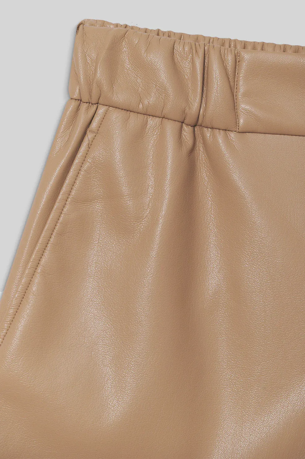 Koa Short Butterscotch