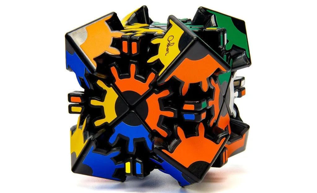 Meffert's David's Gear Cube V2